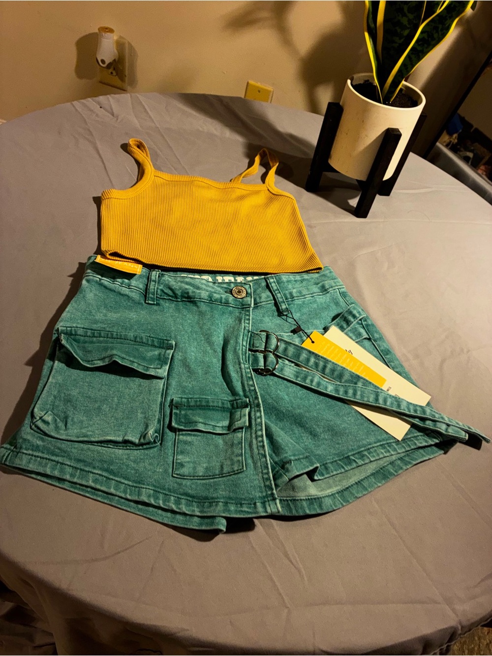High-Rise Teal Denim Skort with Utility Pockets and Belt - Picture 2 of 2